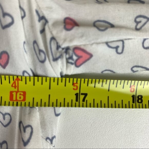 LORIMER NYC Long Sleeve Top with Hearts Small - Picture 4 of 9